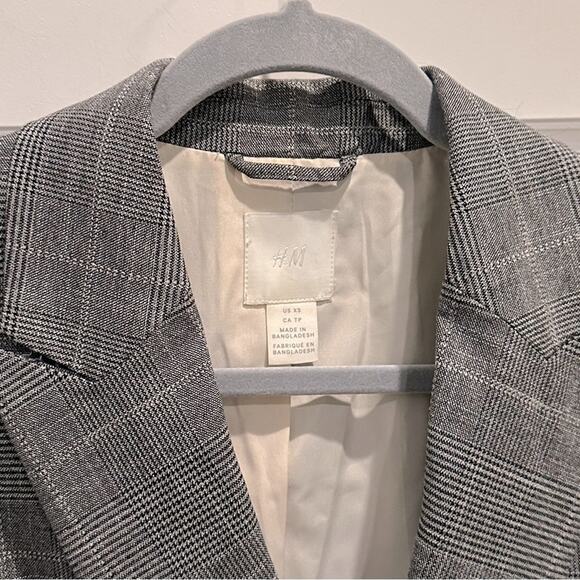 H&M Women’s Single Breasted Plaid Blazer Suit Jacket - Picture 3 of 5